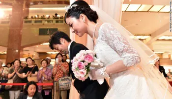 Mujeres japonesas pierden lucha por conservar sus apellidos
