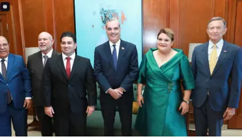 Gobernadora de PR resalta lazos con RD