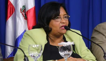 SeNaSa dice trabaja en seguro de salud para dominicanos en el extranjero
