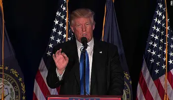 Trump confunde confidencial; y clasificado al criticar a Clinton