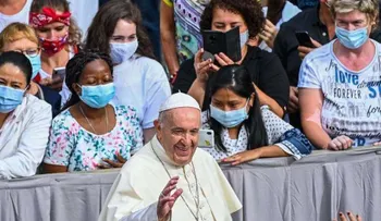 El papa pide que la vacuna contra el coronavirus sea universal