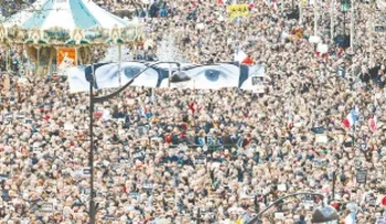 Líderes mundiales marchan en París 