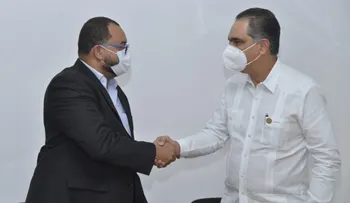 Senasa dona insumos médicos al Hospital Antonio Musa en San Pedro de Macorís