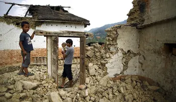 Los británicos compran como esclavos a menores de India y Nepal