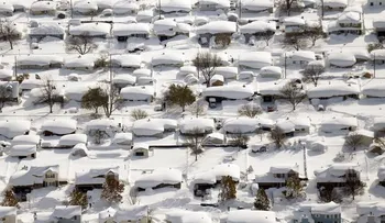 Nueva York se prepara para otra gran nevada
