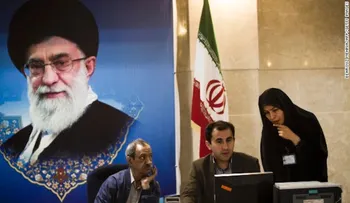Líder supremo de Irán ordena preparar el enriquecimiento de uranio mientras el acuerdo nuclear fracasa