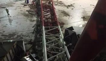 Suman 107 lmuertos al caer grúa en La Meca