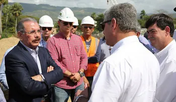 Danilo Medina supervisa construcción de la Circunvalación Norte en Santiago