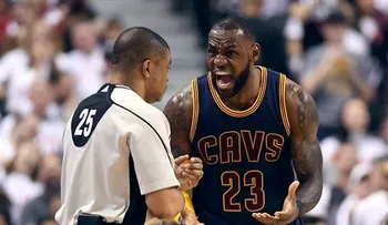LeBron James asombra con su nivel en los playoffs 