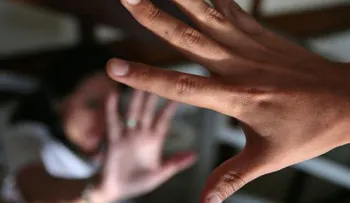 ¿Por qué una persona maltratada vuelve con su agresor?
