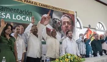 Moreno dice que Danilo solo está dedicado a juramentar candidatos 