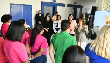 Comisión de Género JCE lleva charla "Relaciones saludables" a privadas de libertad en Najayo-Mujeres
