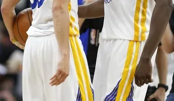 Warriors empatan el récord de 72 victorias de los Bulls de Jordan