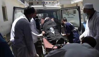 Casi 60 muertos y 112 heridos en atentado contra centro electoral en Kabul