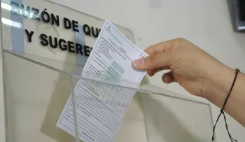 Análisis de más de 15,000 quejas ciudadanas revela problemas transversales en instituciones del Estado dominicano