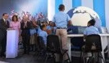 Medina encabeza actos por apertura del nuevo año escolar