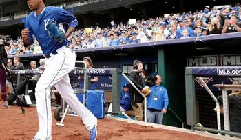 Ventura encabeza una rotación criolla en Kansas