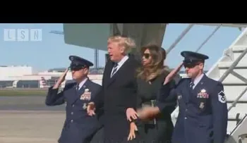 Sigue el lío entre pareja de la Casa Blanca: Melania rechaza la mano de Trump después de que la dejara expuesta a un ventarrón
