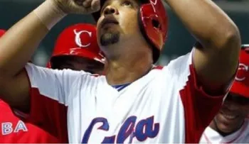 Jugador de béisbol que deserta de Cuba podría estar en RD