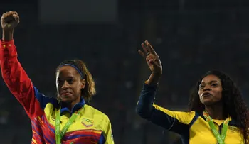 La venezolana Yulimar Rojas gana el oro en triple salto, plata para la colombiana Ibargüen