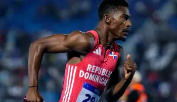 Christopher Melenciano gana oro en 100 metros y rompe récord mundial para atletas sordos