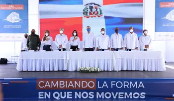 Presidente Abinader inaugura Corredor Churchill que introduce 47 autobuses de 90 pasajeros a esta importante vía