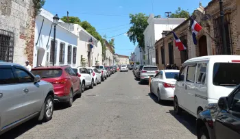 Plan piloto de calmado de tráfico limitará tránsito en la Zona Colonial desde el lunes