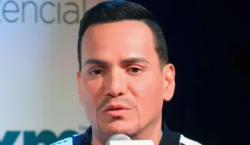 Víctor Manuelle pide disculpas a colombianos por letra de â??Amarte duroâ?