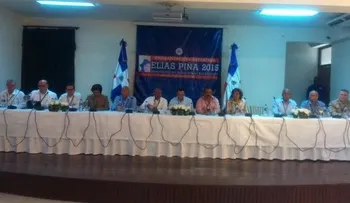 Canciller analiza nueva política exterior con autoridades de Elías Piña