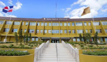 JCE cambia horarios en 10 centros de cedulación
