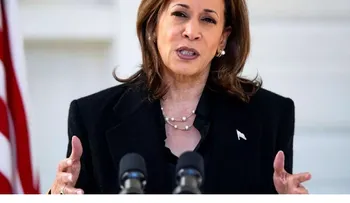Harris ataca a Trump por elogiar a generales de Hitler