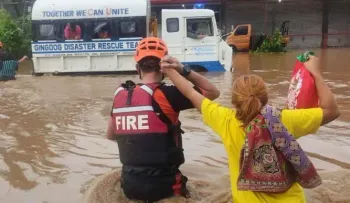 Aumentan a 44 muertos y 28 desaparecidos por inundaciones en Filipinas