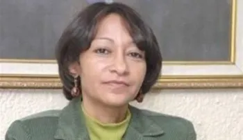 María Teresa Cabrera: Educación tiene que controlar aumento tarifas en colegios 