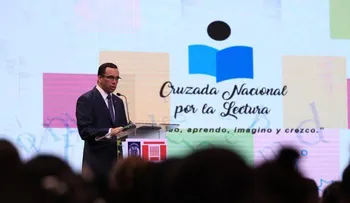 Andrés Navarro pone en marcha "Cruzada Nacional por la Lectura"