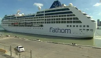 Tras cuatro décadas, se reanudan los cruceros desde Miami a La Habana