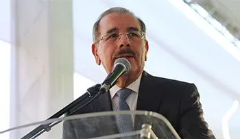 Miles respaldan reelección de Danilo Medina