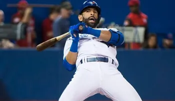 José Bautista llega a las 800 remolcadas; Franco la saca
