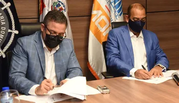 MOPC y  APORDOM se comprometen a construir y rehabilitar muelles pesqueros