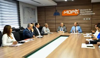 Instalarán mesa de trabajo para reforma administrativa del MOPC 
