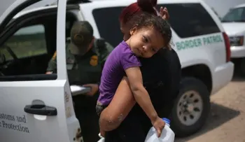 Esta decisión podría significar la deportación de 250.000 salvadoreños
