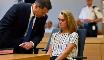 Escalofriantes mensajes revelarían que adolescente obligó a su novio a suicidarse