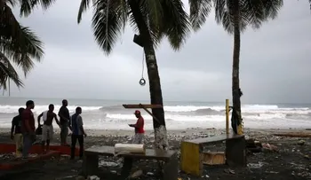 Matthew cobra primeras víctimas en Haití y amenaza a Cuba