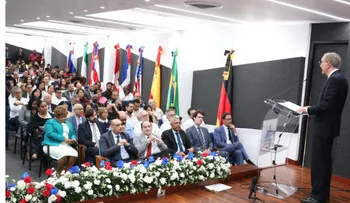 Gobierno otorga 1,800 becas internacionales en áreas STEM