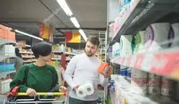 Una pareja hacía su compra para el hogar, y de repente...