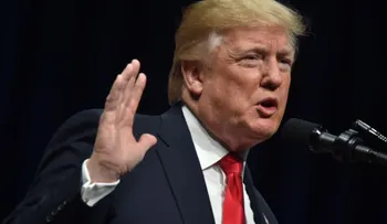 Trump amenaza con reducir ayuda a los palestinos y parece contradecirse a sí mismo sobre Jerusalén