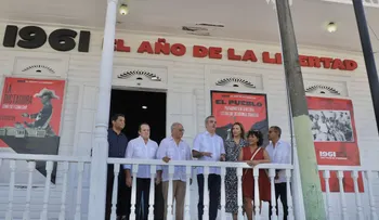 Presidente Abinader resalta valentía de puertoplateños en lucha contra trujillismo; destaca estabilidad de libertades democráticas y fortalecimiento institucional