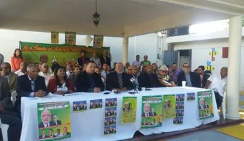 Acusan a ministra de salud de usar recursos del gobierno para favorecer candidatura