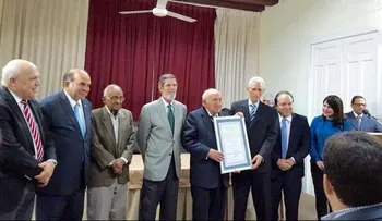Academia de la Lengua reconoce a Vincho Castillo