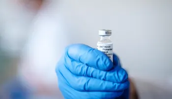 Vacunas para COVID-19, un éxito de la ciencia que ahora mira a las variantes