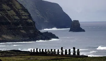 La civilización rapanui no se extinguió a causa de las guerras